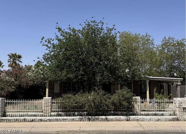 Property at 3112 W Taylor St, Phoenix, AZ 85009, 3 beds, 1 bath