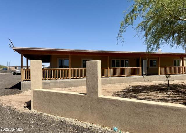 Property at 5811 S 46th Ave, Laveen, AZ 85339, 4 beds, 2 baths