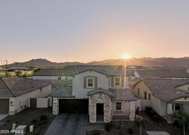 Property at 4334 N Pioneer Dr, Litchfield Park, AZ 85340, 3 beds, 2.5 baths