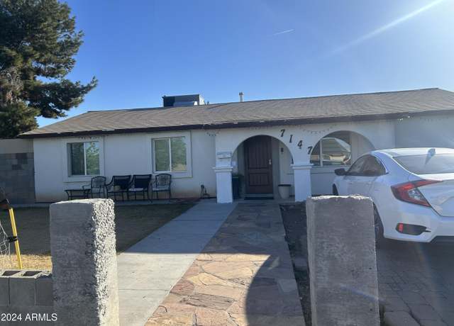 Property at 7147 W Westview Dr, Phoenix, AZ 85033, 3 beds, 1.75 baths