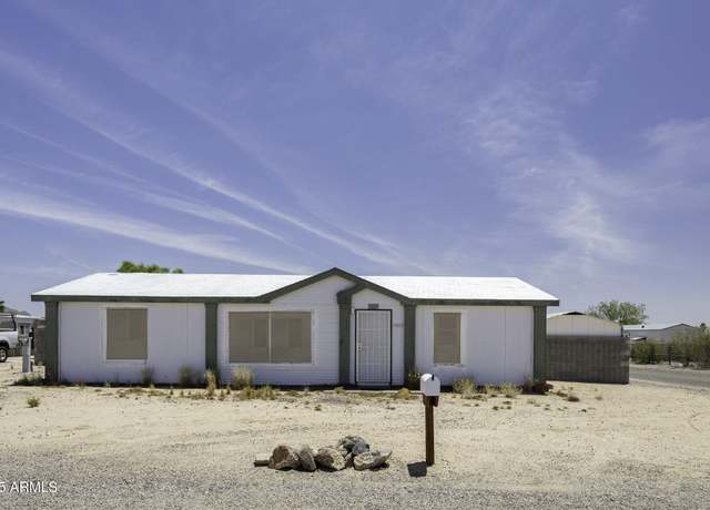 Property at 10853 N Hillside Dr, Casa Grande, AZ 85122, 3 beds, 2 baths