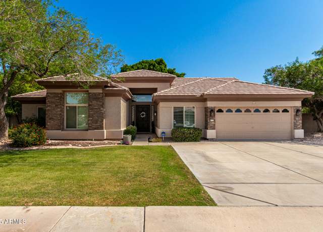 Property at 4037 E Elmwood St, Mesa, AZ 85205, 4 beds, 3 baths