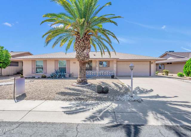 Property at 10739 W Saratoga Cir, Sun City, AZ 85351, 3 beds, 2 baths