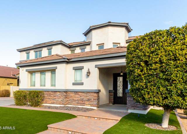 Property at 15446 W Montecito Ave, Goodyear, AZ 85395, 5 beds, 4 baths