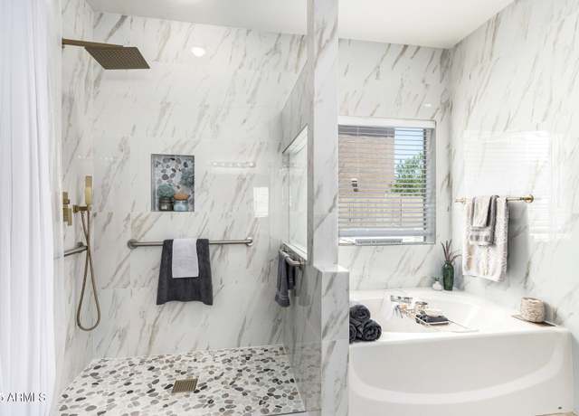 Property at 42422 W Bravo Dr, Maricopa, AZ 85138, 5 beds, 2.5 baths