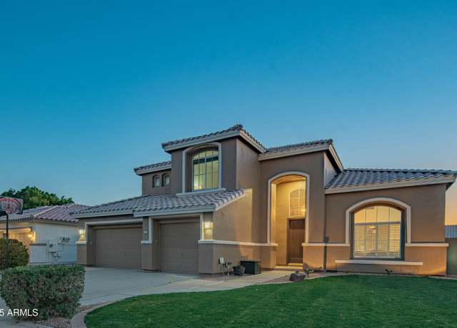 Property at 7415 W Via DE Luna Dr, Glendale, AZ 85310, 4 beds, 3 baths