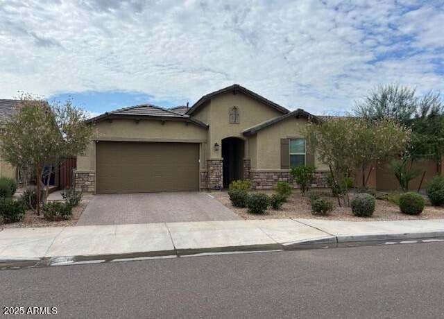 Property at 11145 W Parkway Dr, Tolleson, AZ 85353, 4 beds, 3 baths