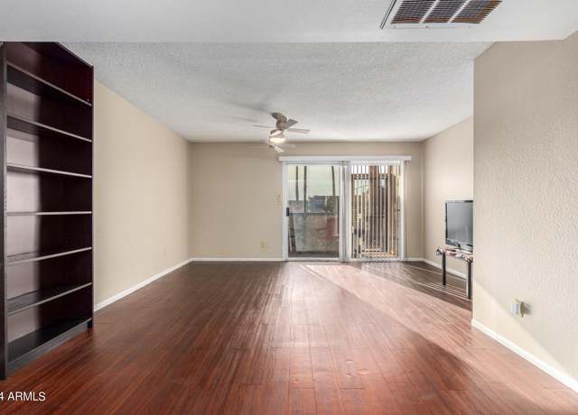 Property at 1601 W Sunnyside Dr #154, Phoenix, AZ 85029, 2 beds, 1.5 baths