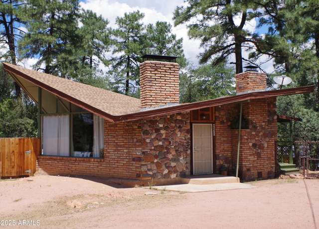 Property at 202 E Frontier St, Payson, AZ 85541, 2 beds, 2 baths