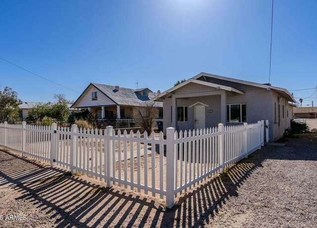 Property at 232 S Willow St, Florence, AZ 85132, 3 beds, 2 baths