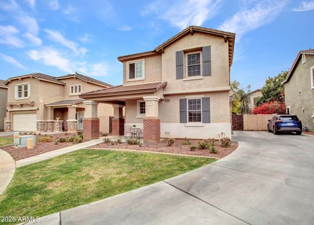 Property at 2307 E Pecan Rd, Phoenix, AZ 85040, 4 beds, 2.5 baths