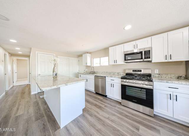 Property at 2650 W Union Hills Dr #169, Phoenix, AZ 85027, 2 beds, 2 baths