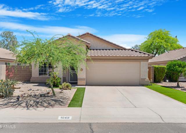 Property at 1049 N Monterey St, Gilbert, AZ 85233, 3 beds, 2 baths