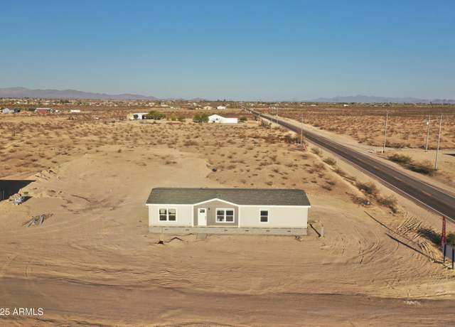 Property at 2735 S 357th Dr, Tonopah, AZ 85354, 4 beds, 2 baths