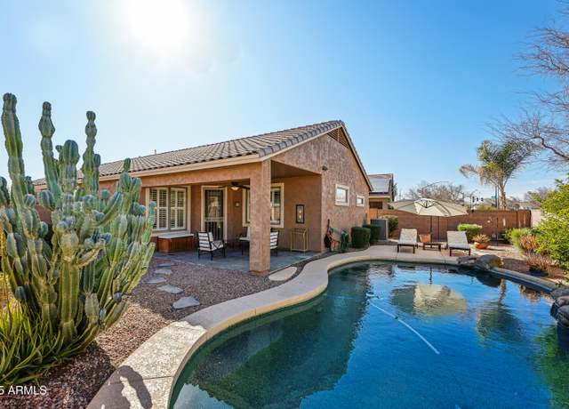 Property at 1013 S Hazel Ct, Gilbert, AZ 85296, 3 beds, 2 baths