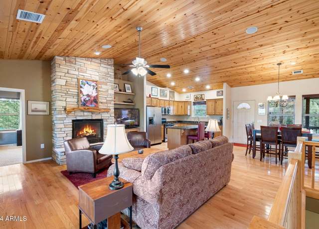 Property at 1160 E Cedar Ridge Run, Show Low, AZ 85901, 4 beds, 3 baths