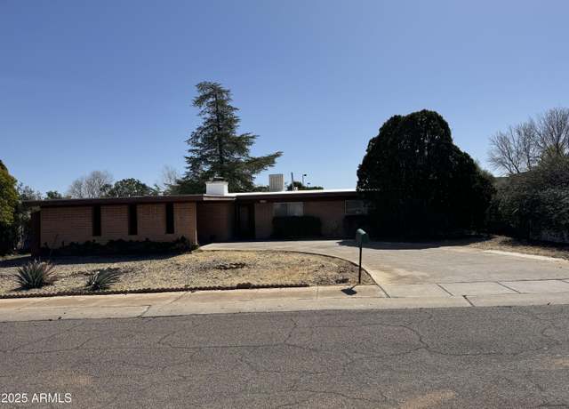 Property at 1817 Bella Vista Dr, Sierra Vista, AZ 85635, 3 beds, 2 baths