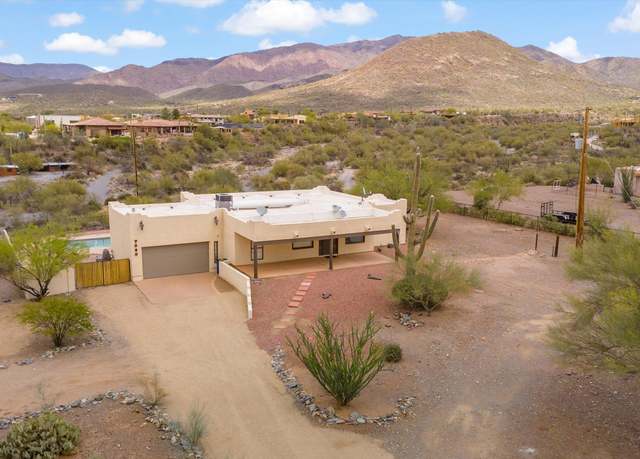 Property at 7080 E Arroyo Rd, Cave Creek, AZ 85331, 3 beds, 2 baths