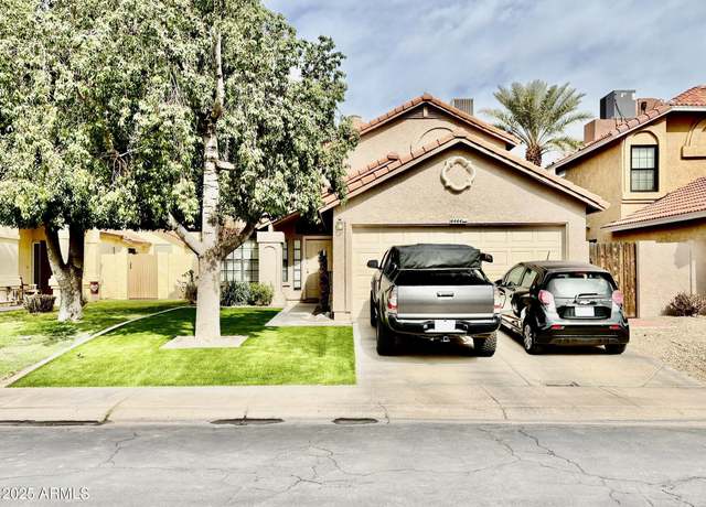 Property at 4444 E Wildwood Dr, Phoenix, AZ 85048, 3 beds, 2 baths