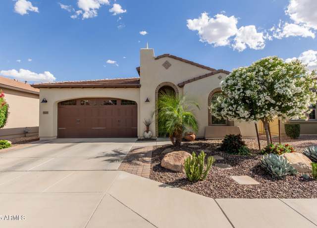 Property at 805 E La Palta St, Queen Creek, AZ 85140, 3 beds, 2 baths