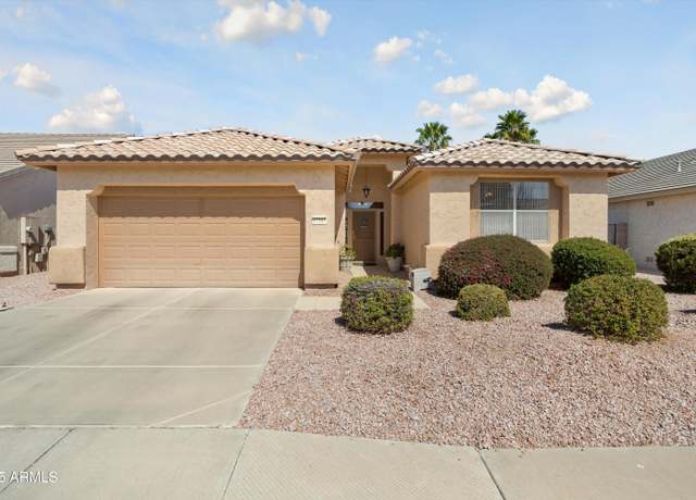 Property at 17810 W Club Vista Dr, Surprise, AZ 85374, 2 beds, 2 baths