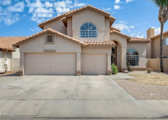 Property at 720 W Palo Verde St, Gilbert, AZ 85233, 5 beds, 2.5 baths