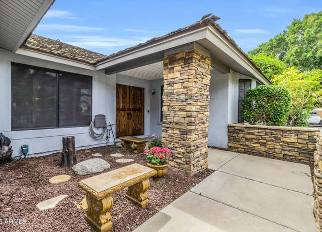 Property at 2053 W Natal Cir, Mesa, AZ 85202, 3 beds, 2 baths