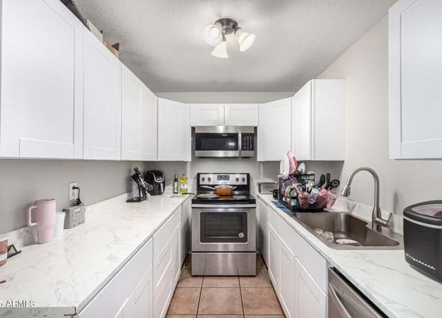 Property at 3646 N 67th Ave #29, Phoenix, AZ 85033, 2 beds, 1.75 baths