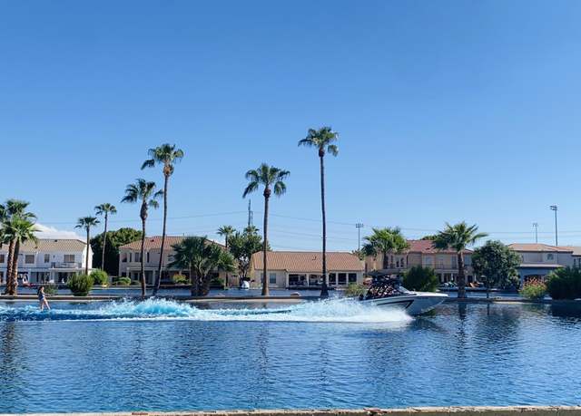 Property at 1455 W Heather Ave, Gilbert, AZ 85233, 5 beds, 4 baths