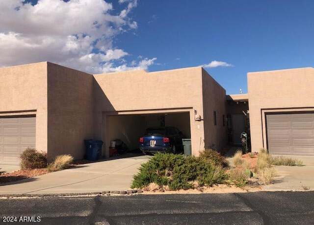 Property at 345 Dominguez Ct, Page, AZ 86040, 2 beds, 2.5 baths