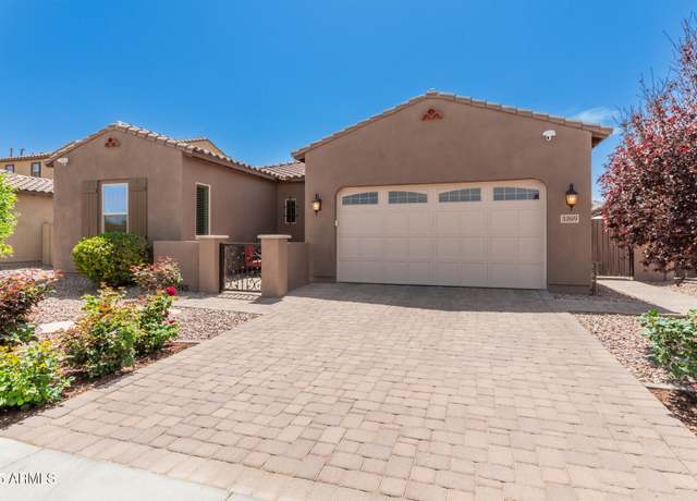 Property at 3269 E Ironside Ln, Gilbert, AZ 85298, 4 beds, 3 baths