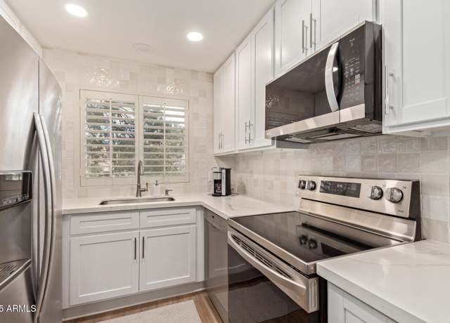 Property at 19400 N Westbrook Pkwy #241, Peoria, AZ 85382, 2 beds, 2 baths