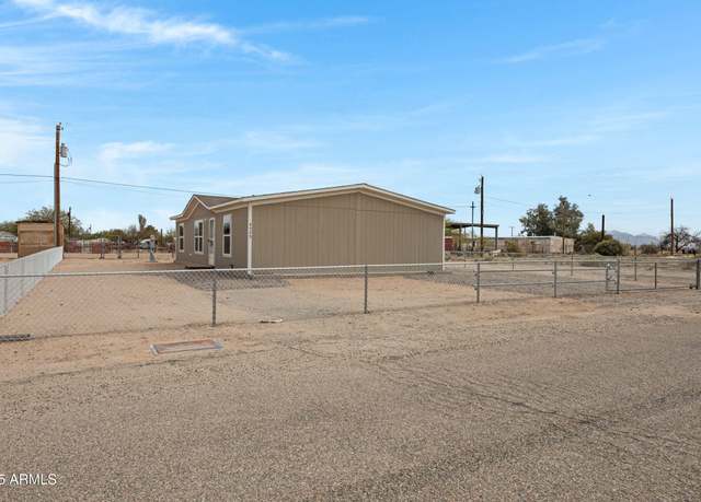 Property at 4525 N Sierra Dr, Casa Grande, AZ 85194, 3 beds, 2 baths