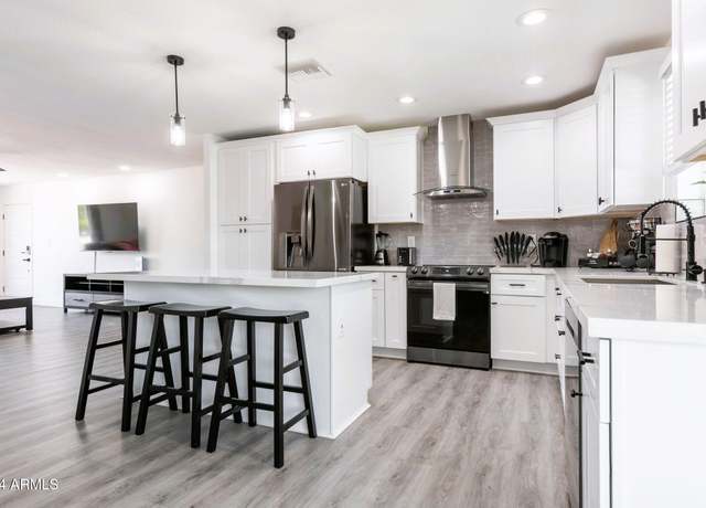 Property at 2041 E Harvard Dr, Tempe, AZ 85283, 3 beds, 2 baths