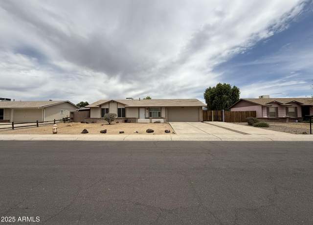Property at 1804 W Kristal Way, Phoenix, AZ 85027, 3 beds, 1.75 baths