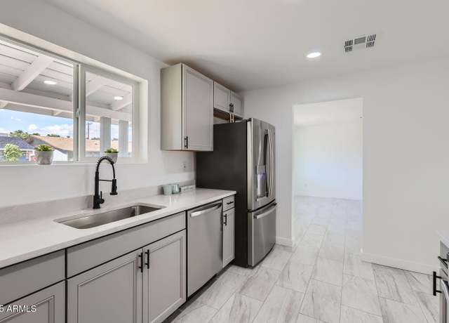 Property at 3235 W Mariposa St, Phoenix, AZ 85017, 3 beds, 2 baths