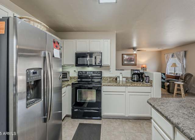 Property at 2125 W Central Ave, Coolidge, AZ 85128, 4 beds, 3 baths