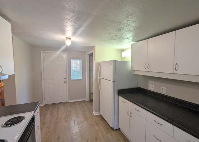 Property at 7208 E Inverness Ave, Mesa, AZ 85209, 2 beds, 1 bath