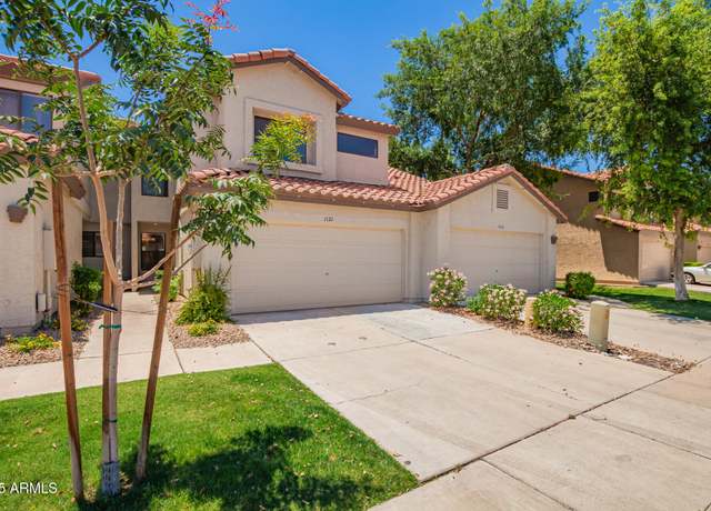 Property at 1121 W Windjammer Dr, Gilbert, AZ 85233, 2 beds, 2.5 baths