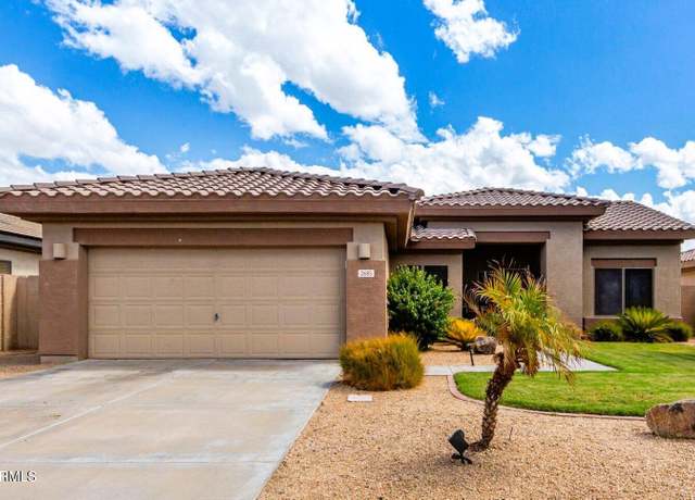 Property at 2685 N 132nd Dr, Goodyear, AZ 85395, 3 beds, 2 baths