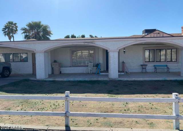 Property at 5604 N 67th Ave, Glendale, AZ 85301, 3 beds, 2.5 baths