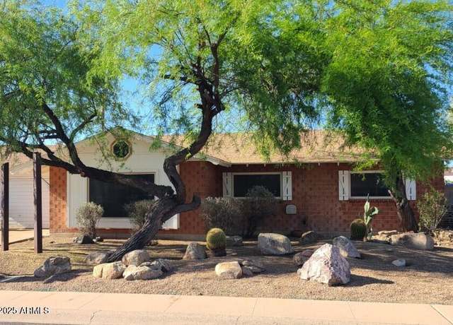 Property at 8220 E Montecito Ave, Scottsdale, AZ 85251, 3 beds, 2 baths