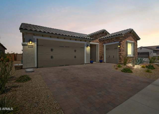 Property at 27366 W Escuda Dr, Buckeye, AZ 85396, 2 beds, 2 baths