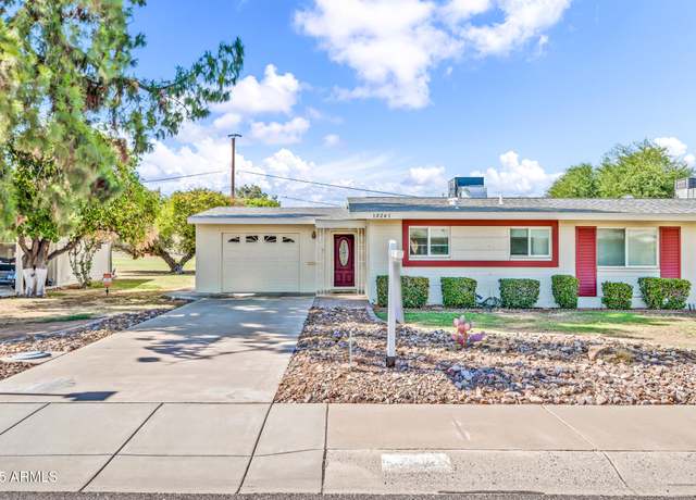 Property at 10241 W Snead Cir S, Sun City, AZ 85351, 2 beds, 1.75 baths