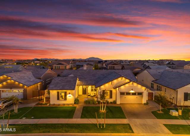 Property at 3547 E Bloomfield Pkwy, Gilbert, AZ 85296, 4 beds, 4.5 baths