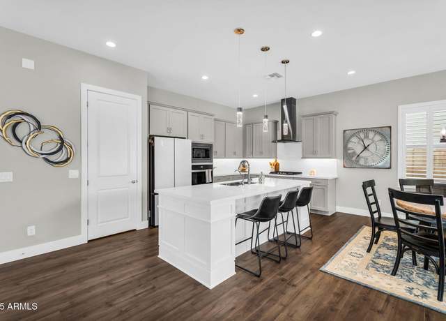Property at 11233 N Blakely St, Surprise, AZ 85388, 3 beds, 2.5 baths