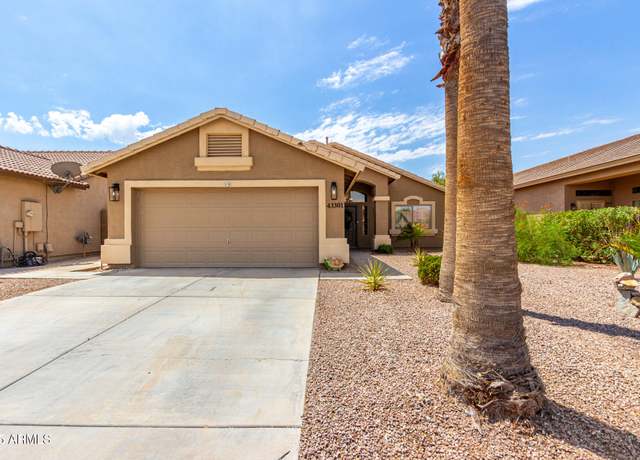 Property at 43301 W Chisholm Dr, Maricopa, AZ 85138, 3 beds, 2 baths