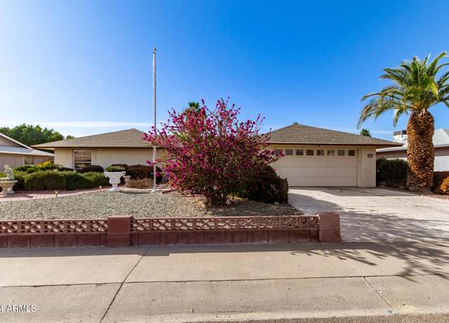Property at 9507 W Spanish Moss Ln, Sun City, AZ 85373, 3 beds, 2 baths