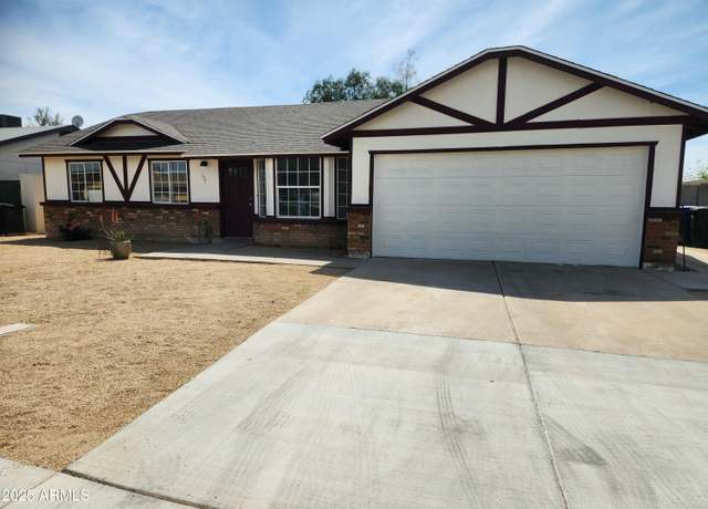 Property at 124 S Cottonwood St, Chandler, AZ 85225, 3 beds, 2 baths