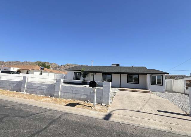 Property at 121 E Monte Way, Phoenix, AZ 85042, 4 beds, 3 baths